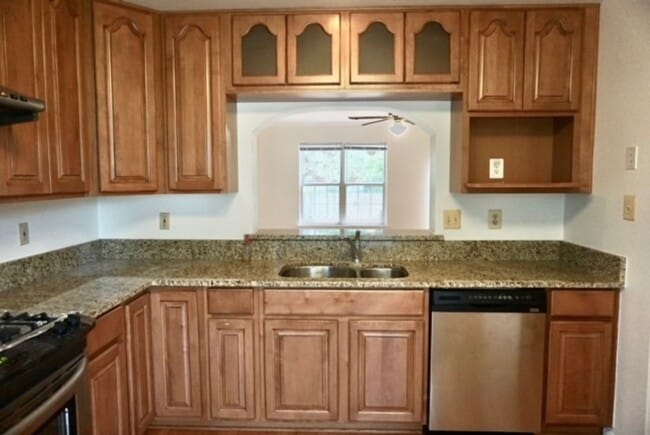 Building Photo - 2309 Rosebranch Ct