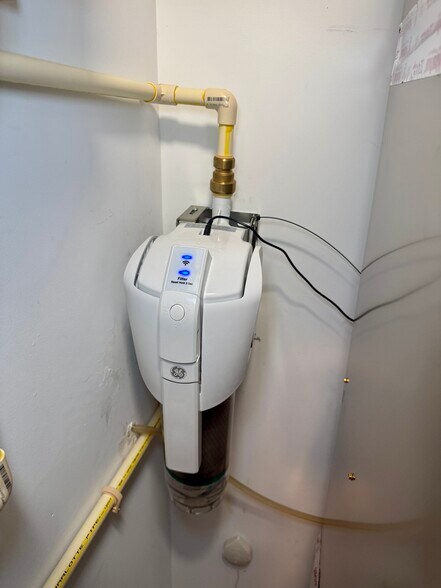 Building Photo - 3916 14th St NW