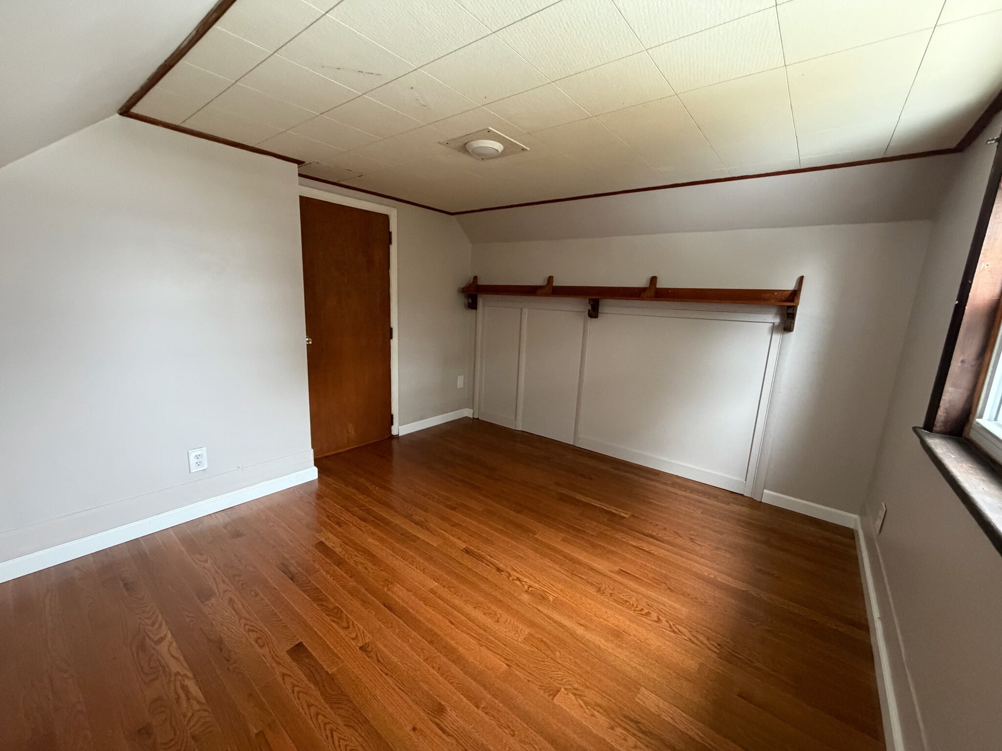 Building Photo - 108 Essex St