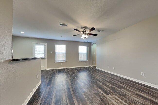 Building Photo - 10208 Red Fern Ct
