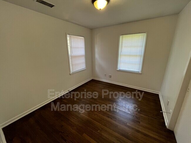 Building Photo - 1837 Danville Rd