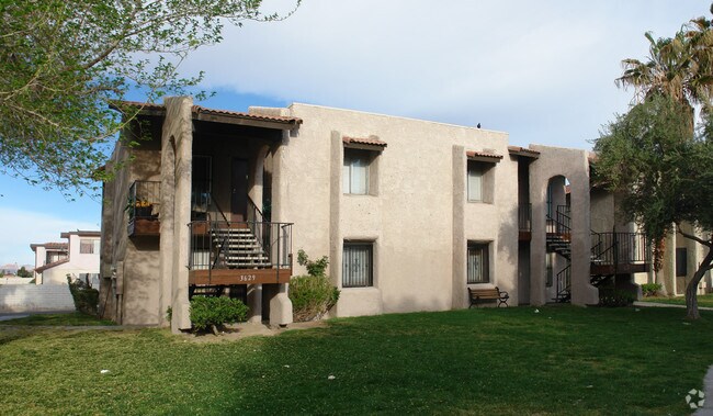 Primary Photo - 3629 Van Dyke Ave