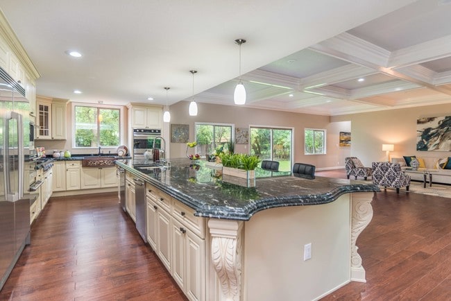 Primary Photo - 2081 Danville Blvd