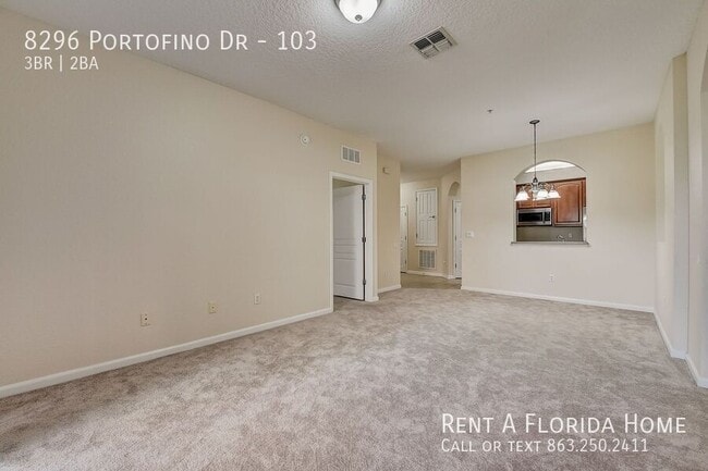Building Photo - 8296 Portofino Dr