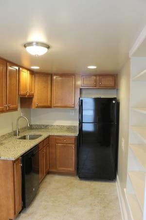 Kitchen - 4013 37th St