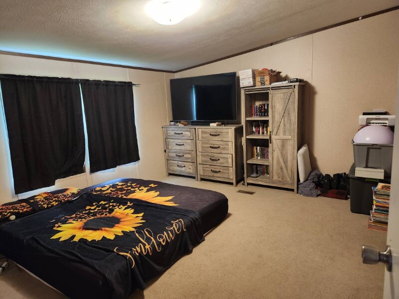 Building Photo - 1205 3rd Ave