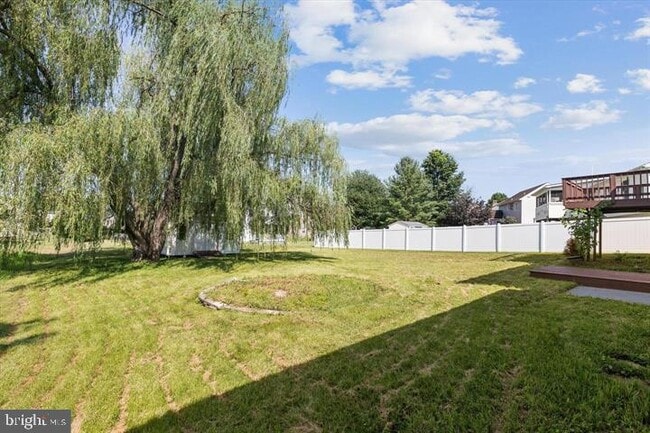 Building Photo - 136 Nightingale Ave