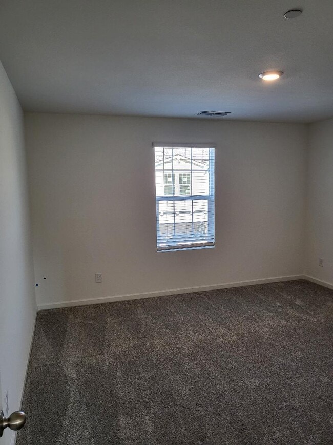 Building Photo - 4902 Bufflehead Ln