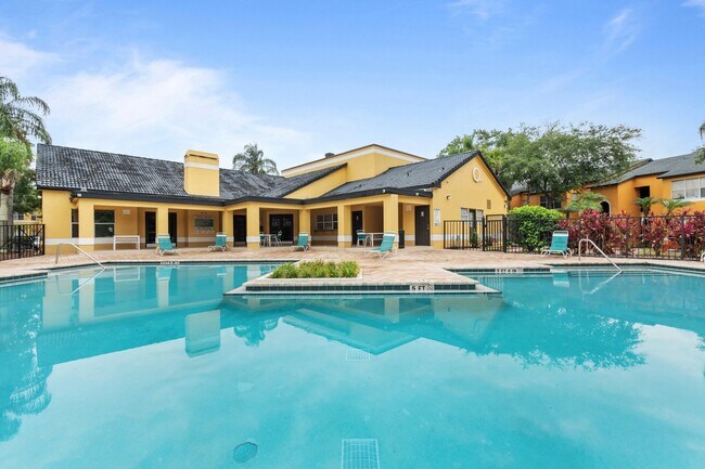 Building Photo - VENETIAN PLACE - 2nd floor • 1 BR 1 Bath -...