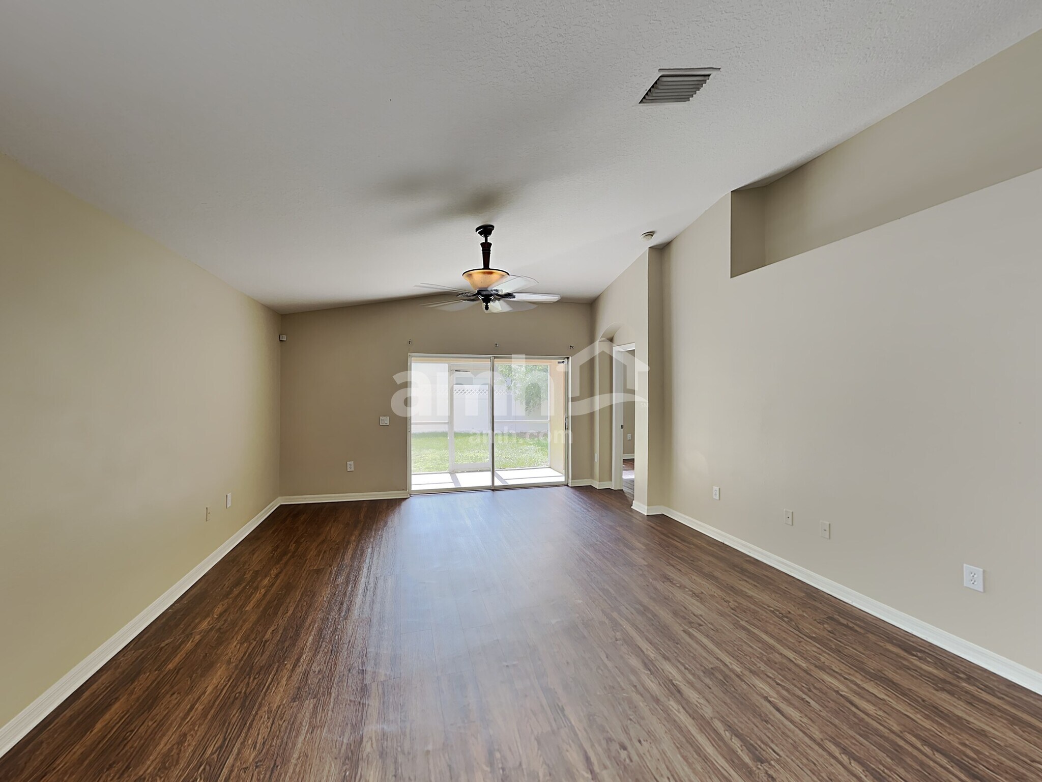 Building Photo - 1012 Cristelle Jean Dr