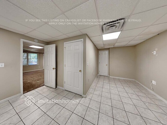 Building Photo - 5351 Tanager Terrace SW