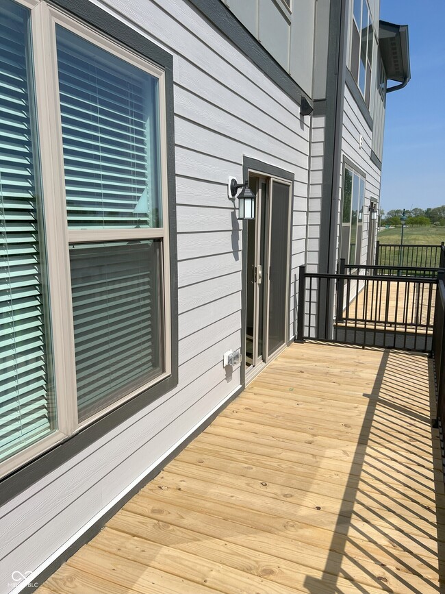 Building Photo - 13341 Minden Dr