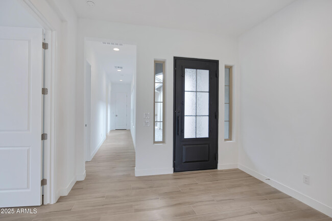 Building Photo - 3624 N 59th St
