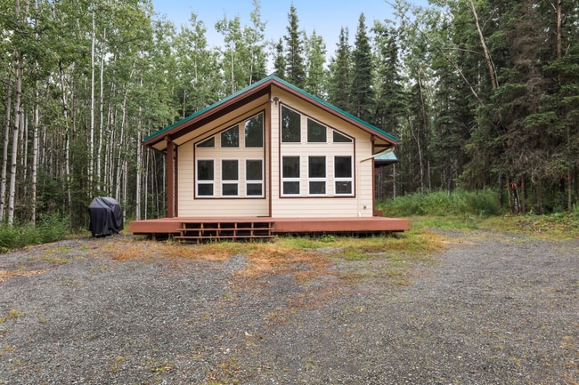 Building Photo - SEASONAL RENTAL