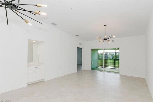 Building Photo - 5410 Double Eagle Cir