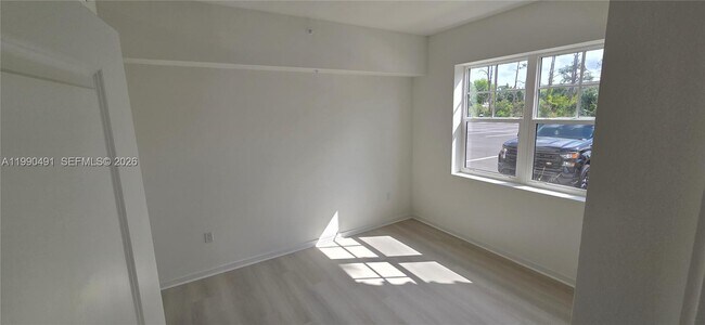 Building Photo - 5579 Millennia Park Dr