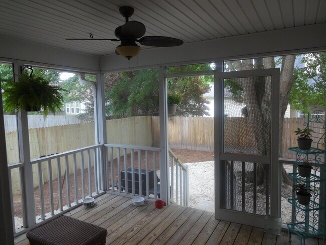 Building Photo - 388 Culver Ave