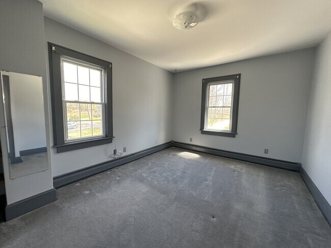 Building Photo - 138 New York Ave