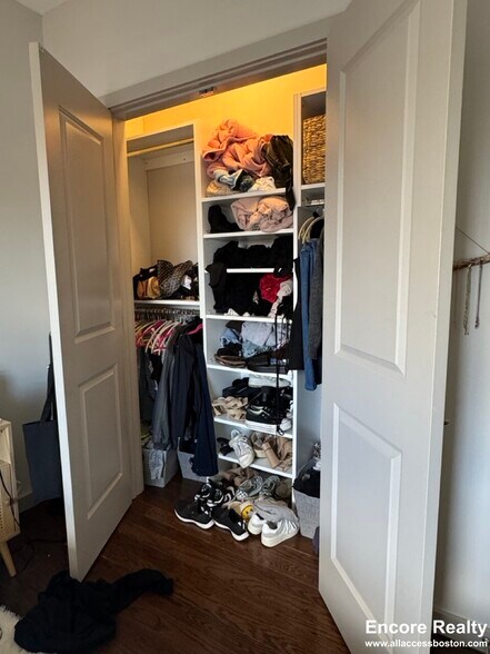 Building Photo - 22 Vernon St