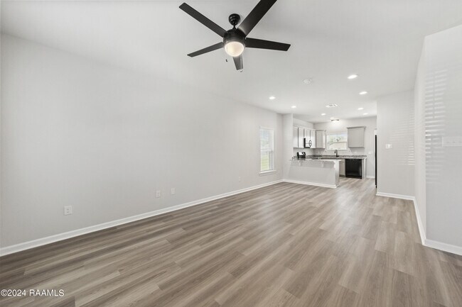 Building Photo - 107 Segovia Wy