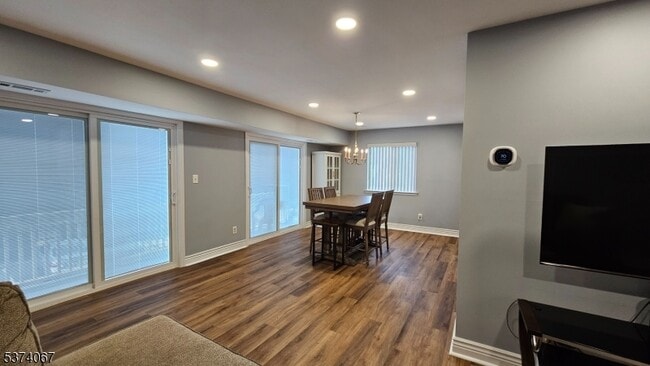 Building Photo - 56 Woods Edge Dr
