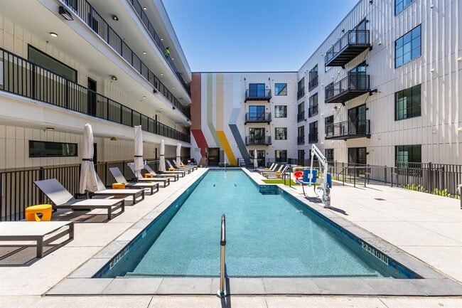 Building Photo - 4315 S Congress Ave