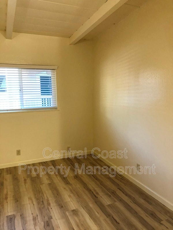 Building Photo - 1021 Funston Ave