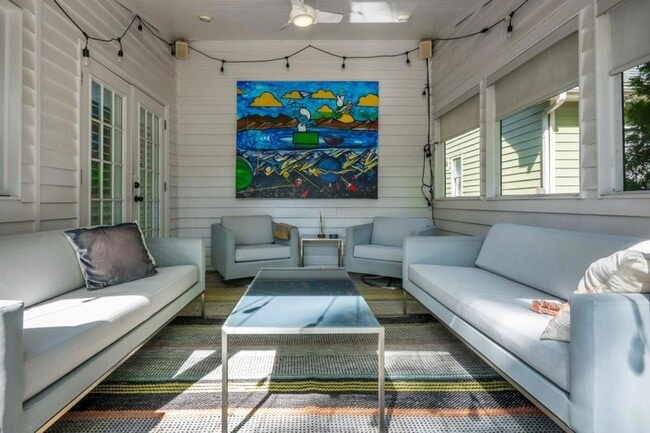 Building Photo - 242 Haralson Ave NE