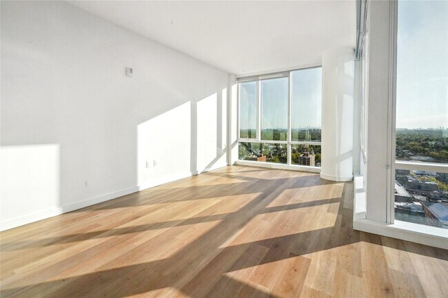 Building Photo - 50 Clinton Pl