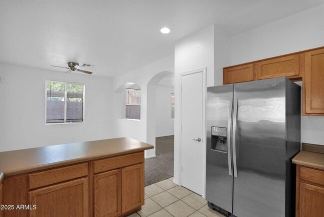 Building Photo - 1750 W Union Hills Dr