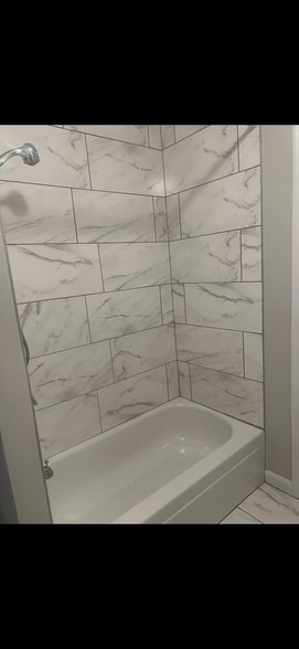 Building Photo - 220 Colgate Ave