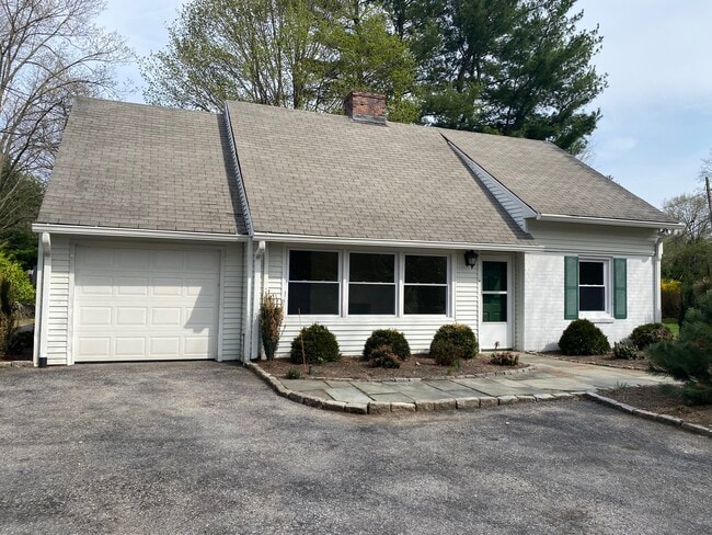 Building Photo - 1329 Stillwater Rd