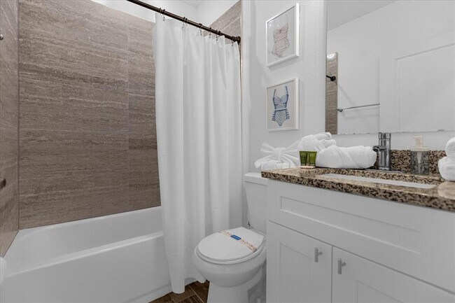 Building Photo - 97 N Goldwyn Ave