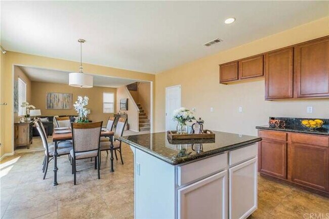 Building Photo - 10958 Clover Cir