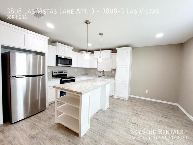 Building Photo - 3808 Las Vistas Ln