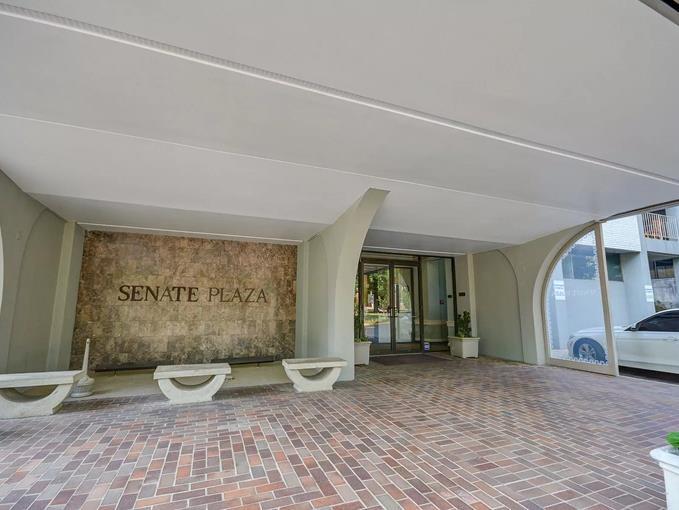 Building Photo - 1520 Senate St