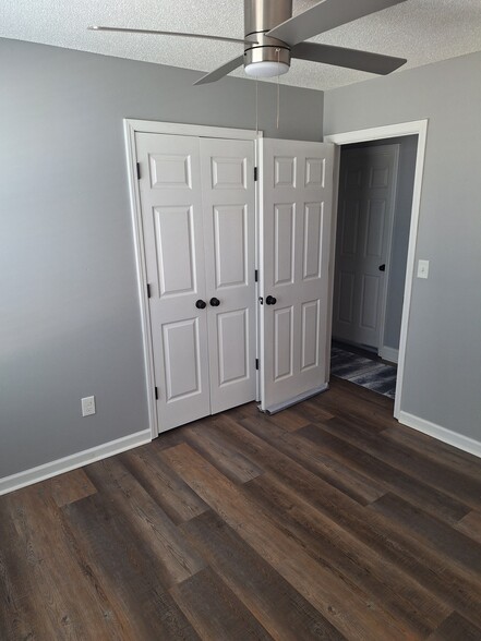 Building Photo - 325 Villa Rosa Pl