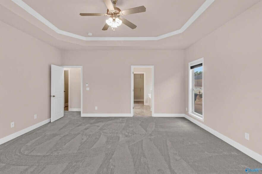 Building Photo - 110 Wolf Creek Trl SW
