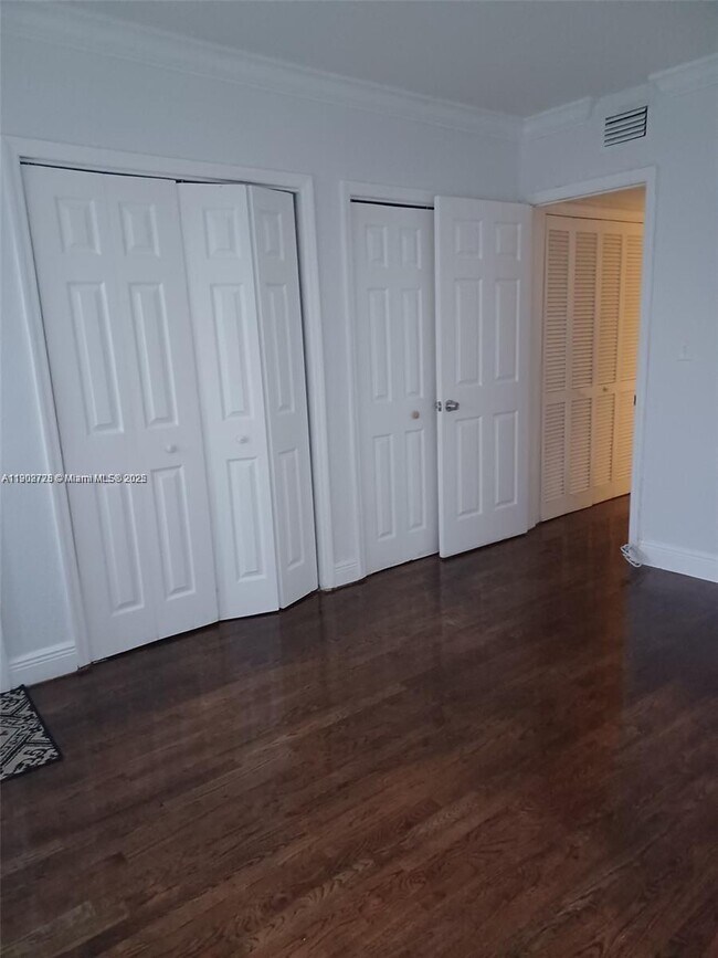 Building Photo - 2 bedroom in North Miami FL 33162