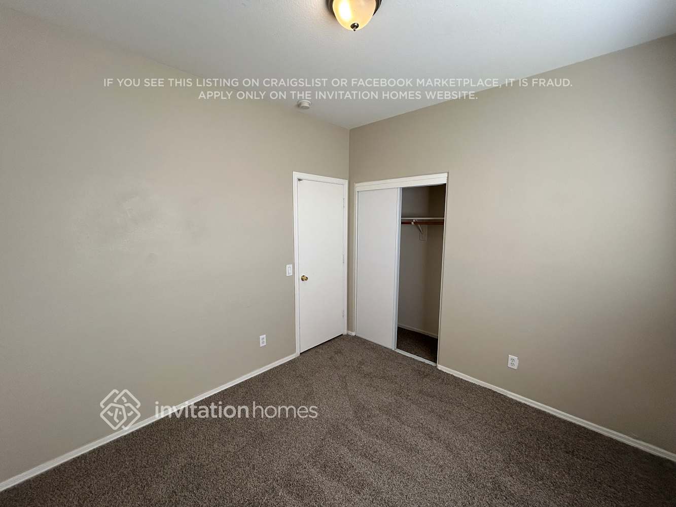 Building Photo - 3102 E Roeser Rd