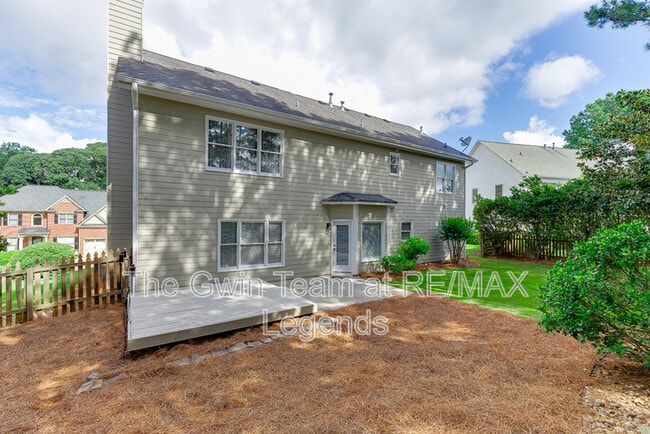 Building Photo - 1795 Lake Heights Cir
