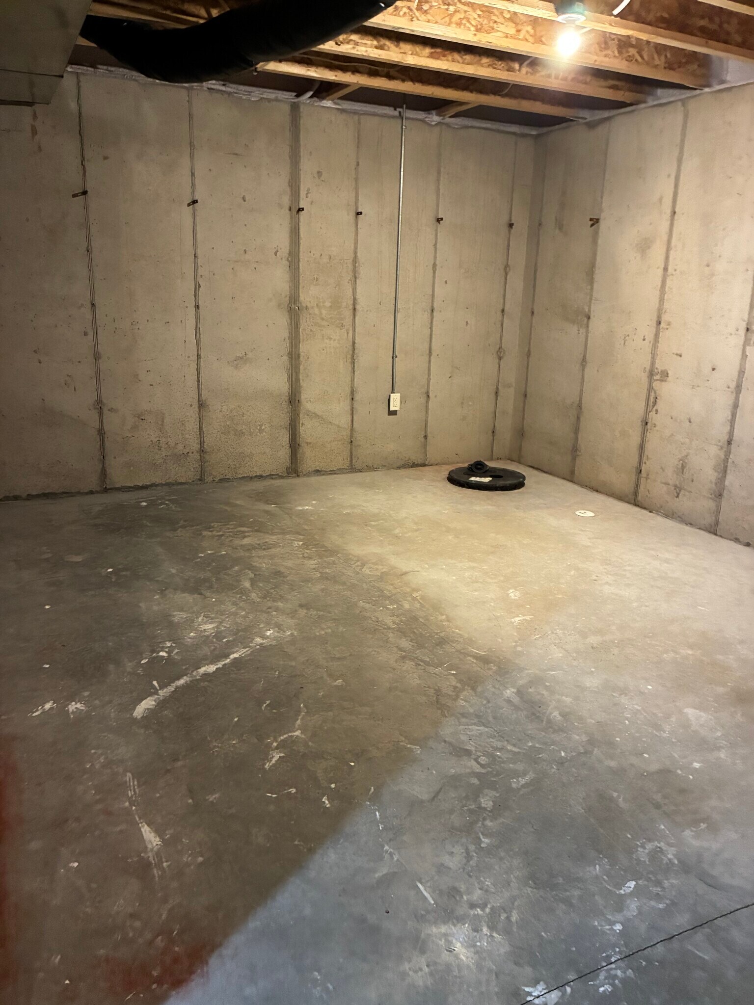 Building Photo - 2850 Swallowtail Ct