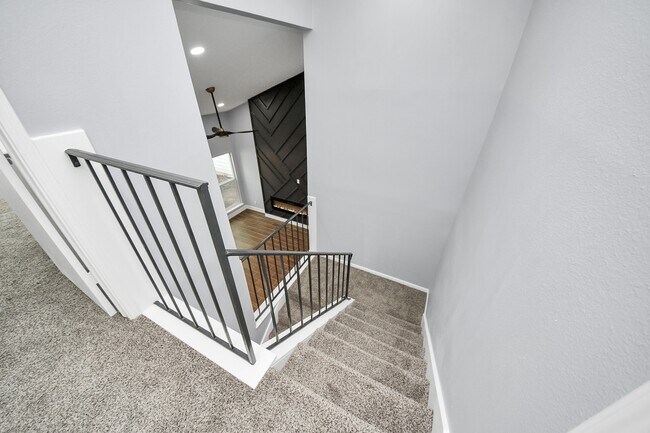 Building Photo - 10250 Bridgeland Ln