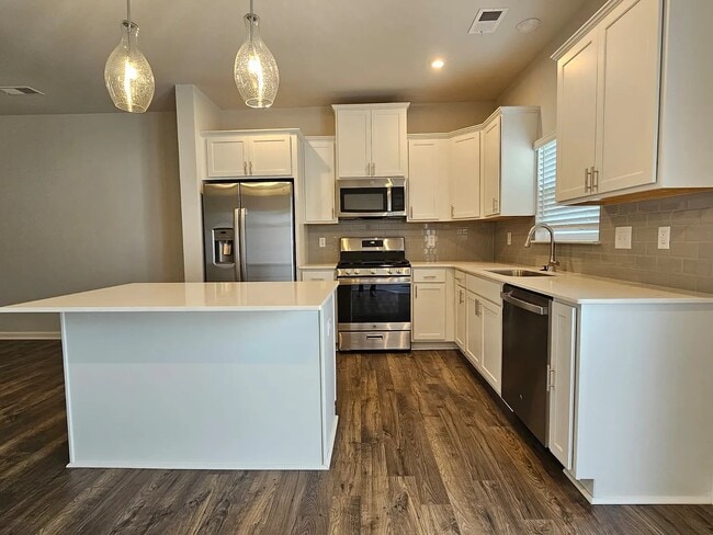 Building Photo - 236 Santorini Wy