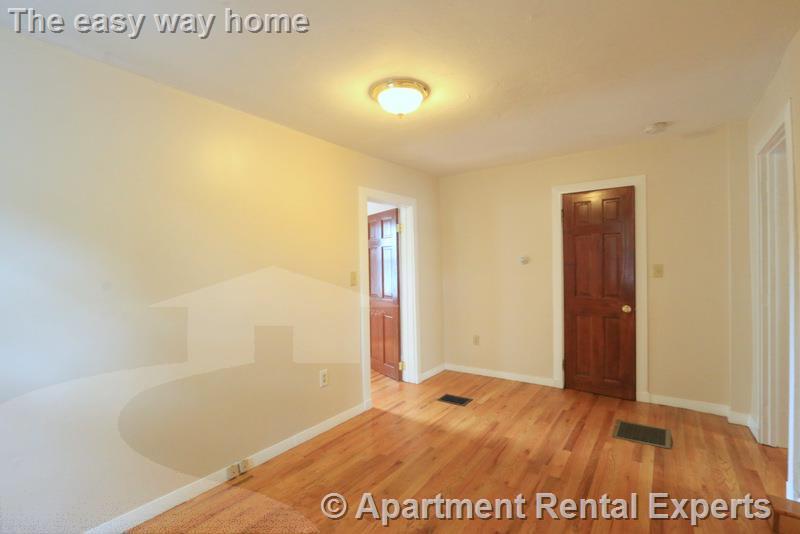 Building Photo - 429 Franklin St