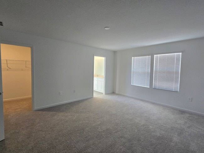 Building Photo - 3 bedroom 2.5 Bath in Tara Baywood