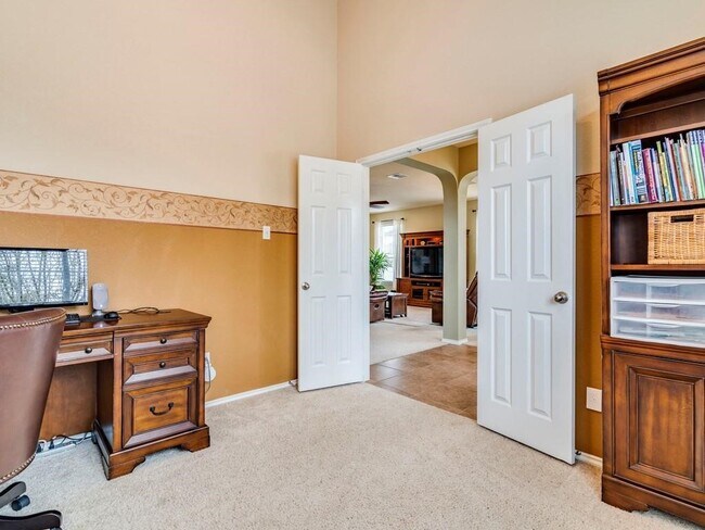 Building Photo - 611 Boca Chica Dr