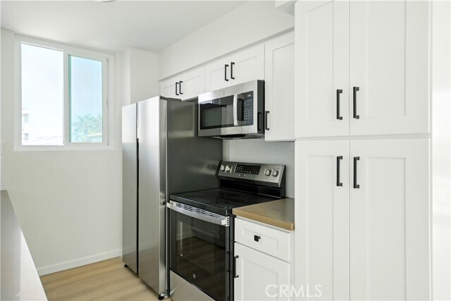 Building Photo - 99 63rd Pl