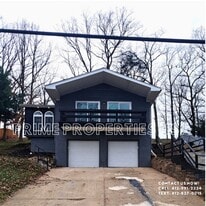 Building Photo - 223 Columbia Dr