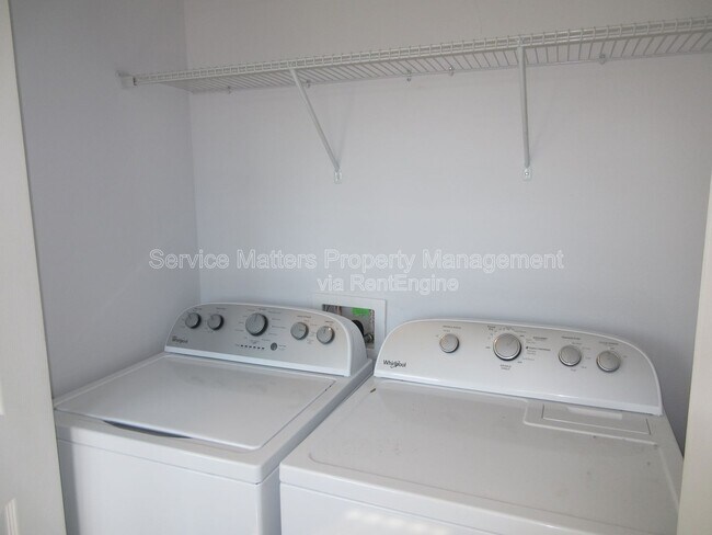 Building Photo - 716 W Intendencia St